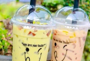 Hãy chọn Bao bì Hoa Đăng - đơn vị đáng tin cậy và chất lượng trong việc in ly nhựa giá rẻ!