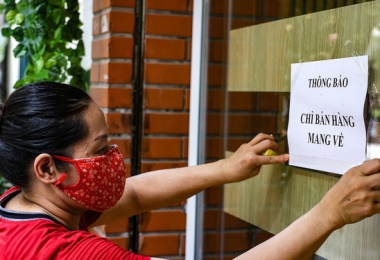  [NÓNG] Hà Nội: Quận Hai Bà Trưng dừng bán hàng ăn uống tại chỗ