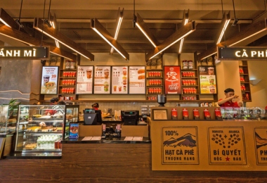 Chuỗi cà phê lớn nhất Việt Nam Highlands Coffee đang kinh doanh ra sao?
