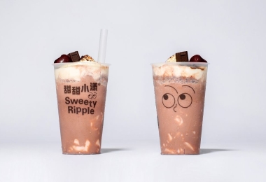 In ly nhựa theo yêu cầu giá rẻ