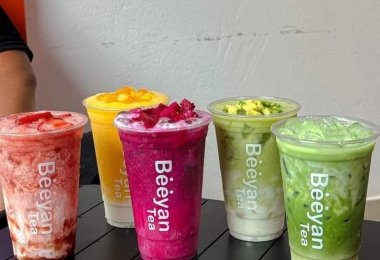 Xu hướng in ly nhựa PET đẹp cho ngành đồ uống 2025