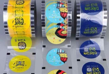 Nên in màng ép ly nhựa ở địa chỉ nào đẹp chất lượng giá rẻ tại TPHCM?