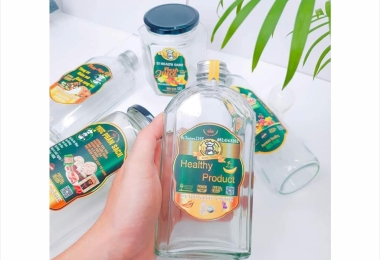 Các loại vật liệu in tem dán chai phổ biến hiện nay là gì?