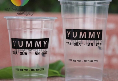 Tạo dấu ấn riêng với ly nhựa in hình theo yêu cầu
