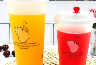 Các mẫu ly nhựa trà sữa hot trend
