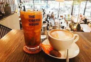 Vì sao lương 5 triệu vẫn đi cà phê đều đều?